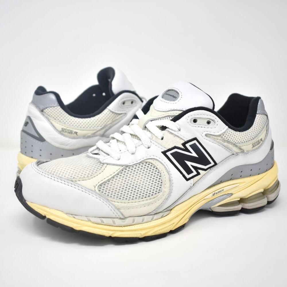 2000 New Balance 2002R thisisneverthat